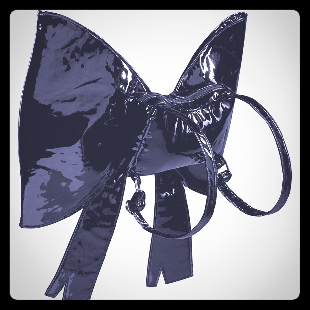 Fortnite Cuddle Bow Back Bling Backpack